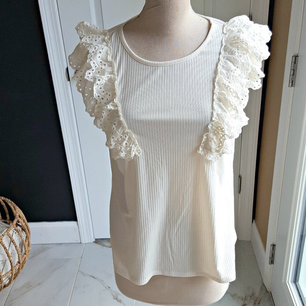 NWT! RUFFLE EYELET Sleeve TEE BLOUSE SZ XL